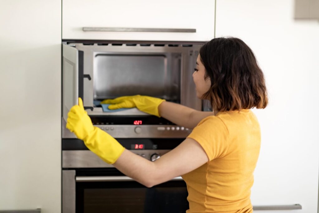 Oven Cleaning Services